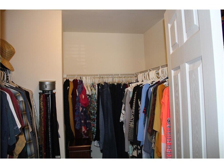 Building Photo - 2795 Belleglade Pointe