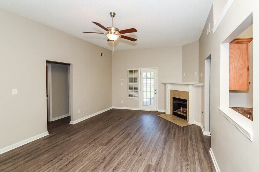 Building Photo - 5760 Landau Drive