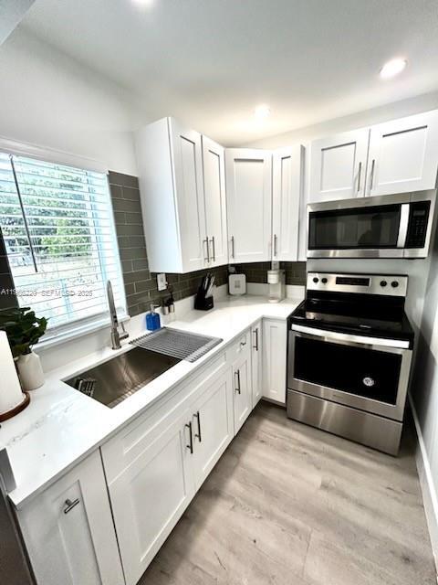 Building Photo - 15001 Leisure Dr