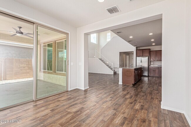 Building Photo - 1130 W Danish Red Trail