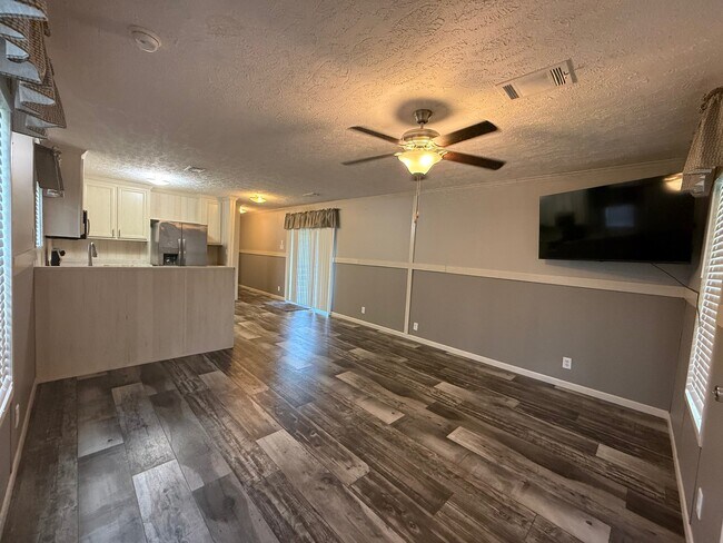 Building Photo - 18140 Our Pl Ln
