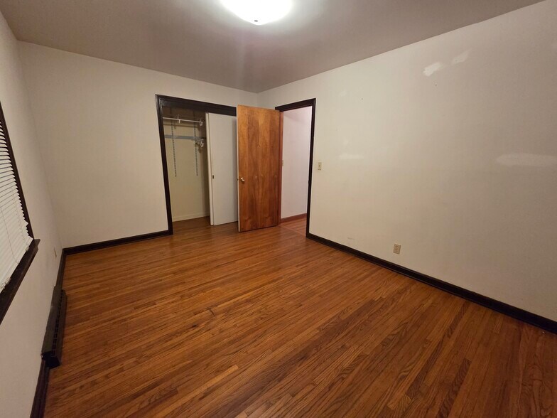 Lower Bedroom 2 - 729 Ruie Rd