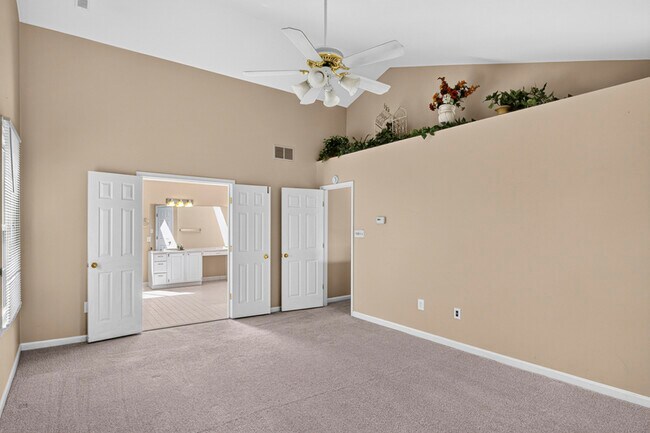 Building Photo - 4512 Rutherford Way