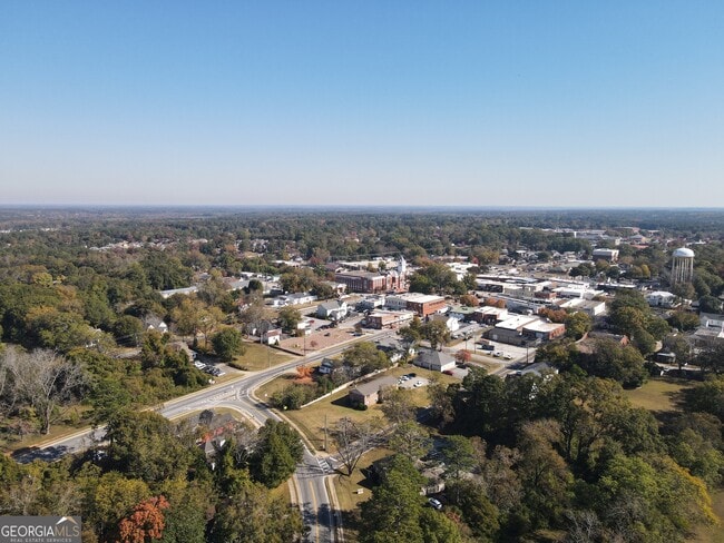 Building Photo - 59 Sloan St
