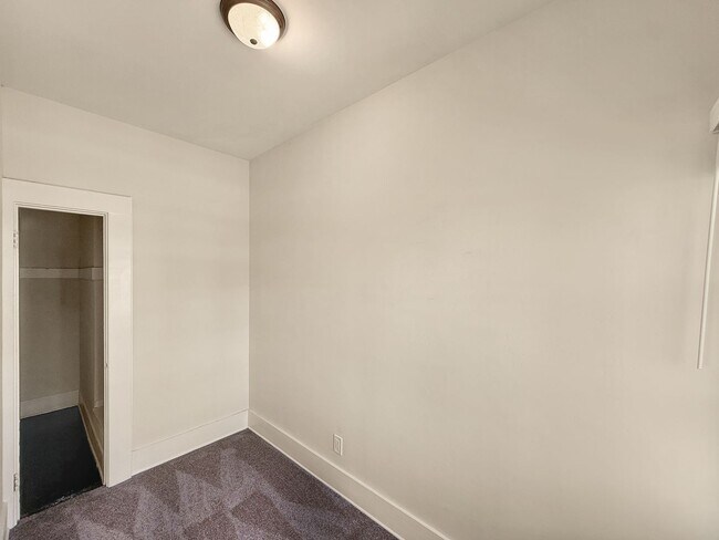 Building Photo - Bankers Hill Gem – 2BR/1BA Minutes from Ba...