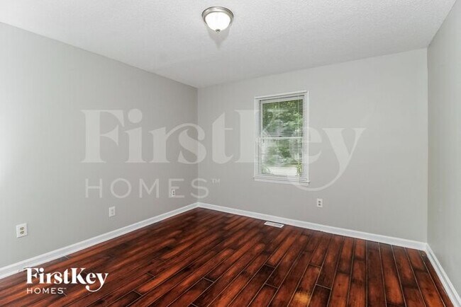 Building Photo - 1109 Cedar Ridge Dr