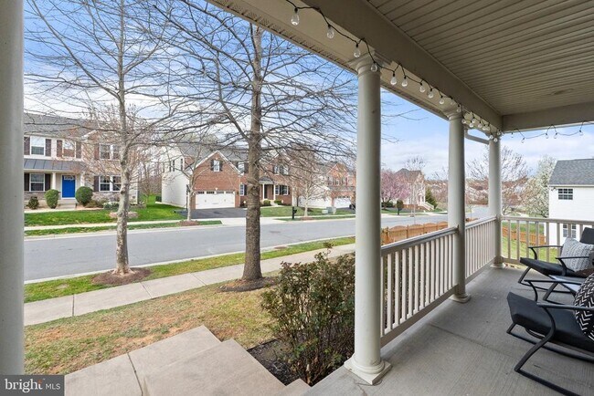 Building Photo - 9 Eisentown Drive