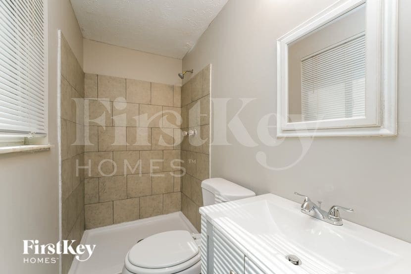 Building Photo - 1362 Tucker Woods Dr NW