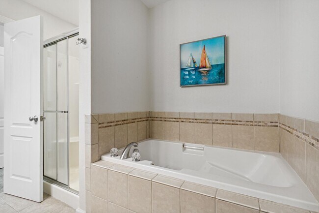 Building Photo - Oceana Area