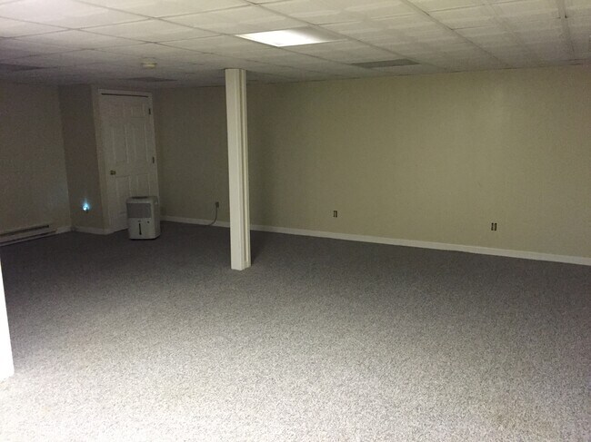 Building Photo - 1707 Cosner Rd