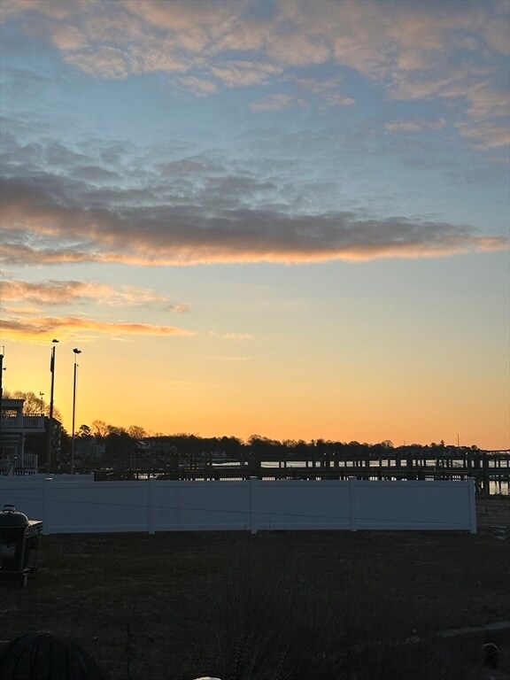 Building Photo - 16 Fosters Point