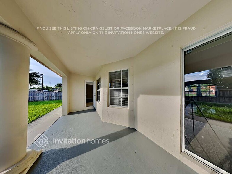 Building Photo - 18329 SW 152nd Ave