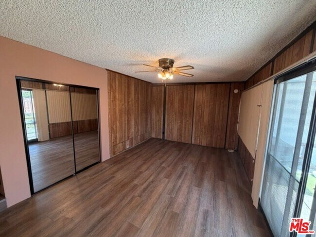 Building Photo - 322 Magnolia Ave