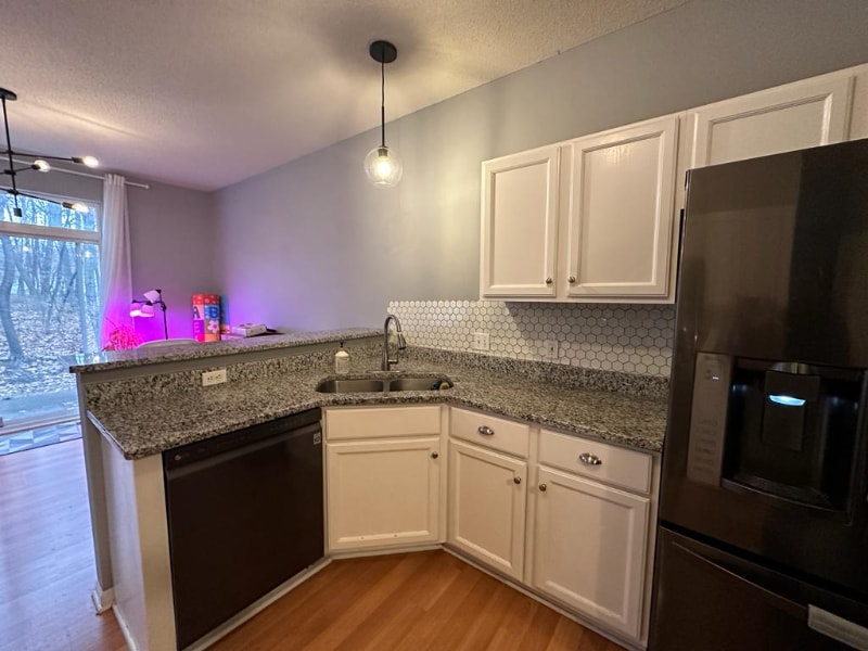 Building Photo - 7791 Everest Ln N