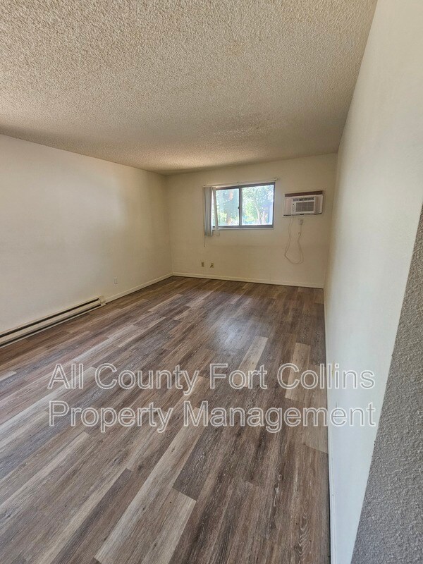 Building Photo - 1829 Lily Pl