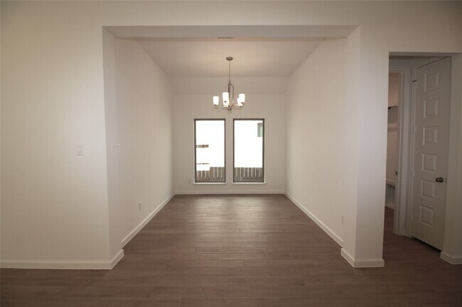 Building Photo - 16750 Yaklin Meadow Ct