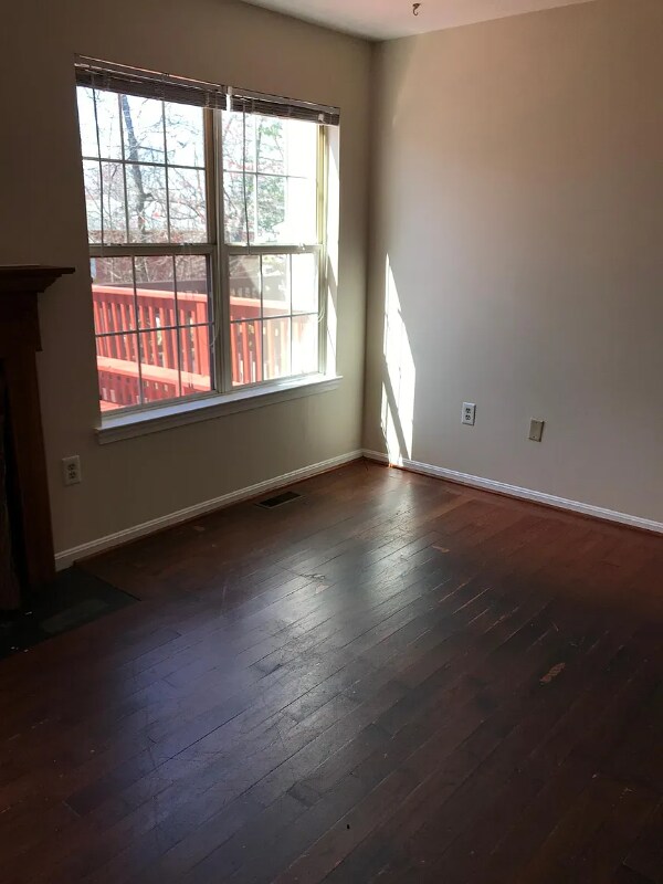 Building Photo - 3127 Forest Run Dr
