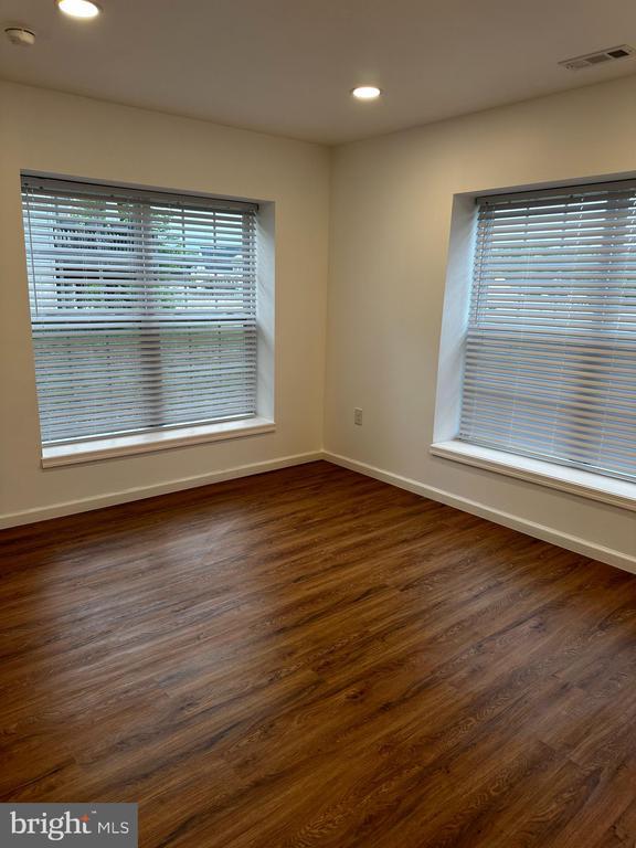 Building Photo - 9803 Autumn Path Court
