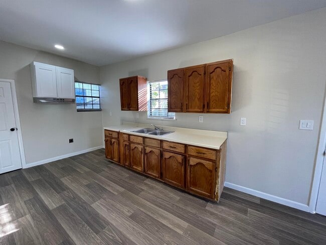 Building Photo - 1509 Monterrey Ave