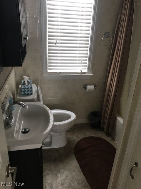 Building Photo - 920 Mannering Rd