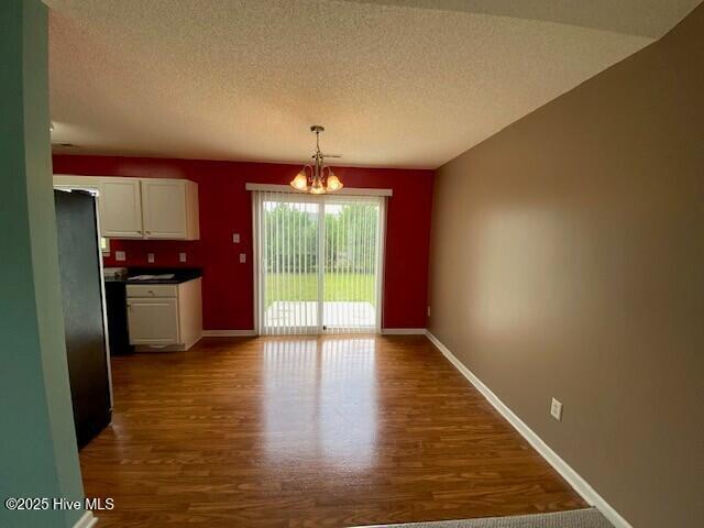Building Photo - 2852 Valor Dr