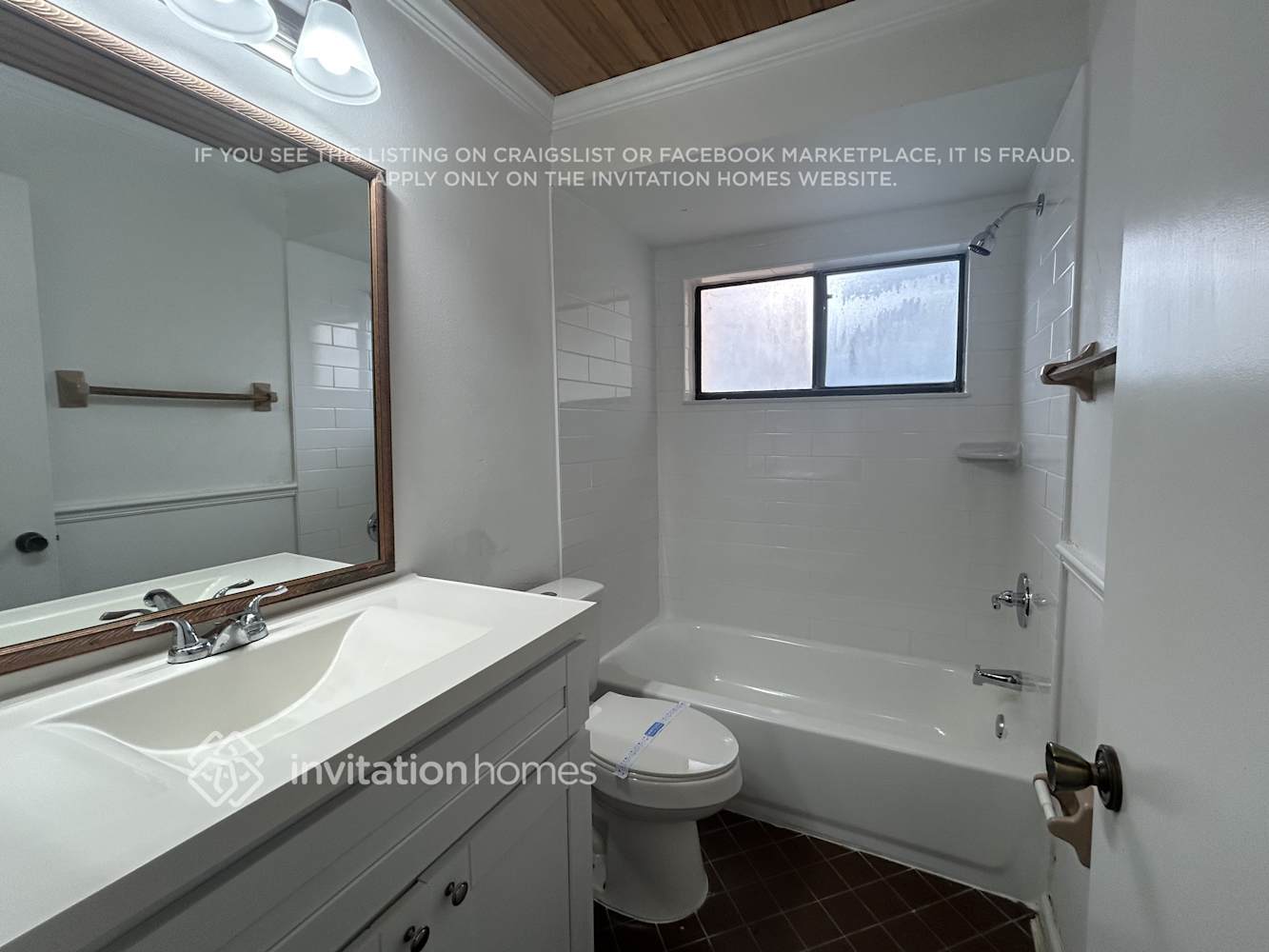 Building Photo - 2501 E Timberlane Dr
