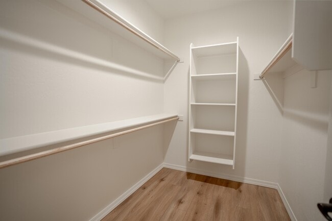 Building Photo - 5026 E Retreat Cir