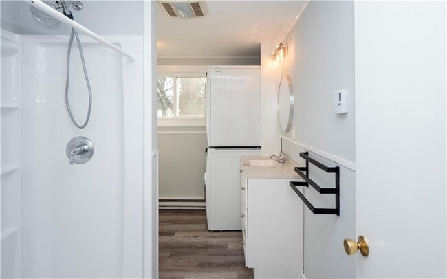 Building Photo - 109 Haskins Ave