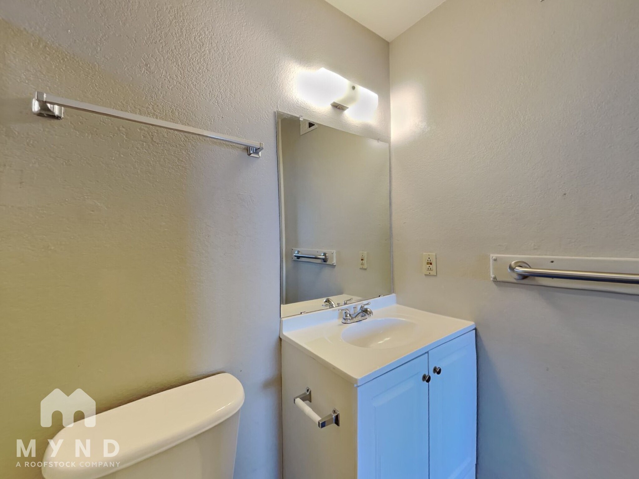 Building Photo - 3128 W Villa Rita Dr