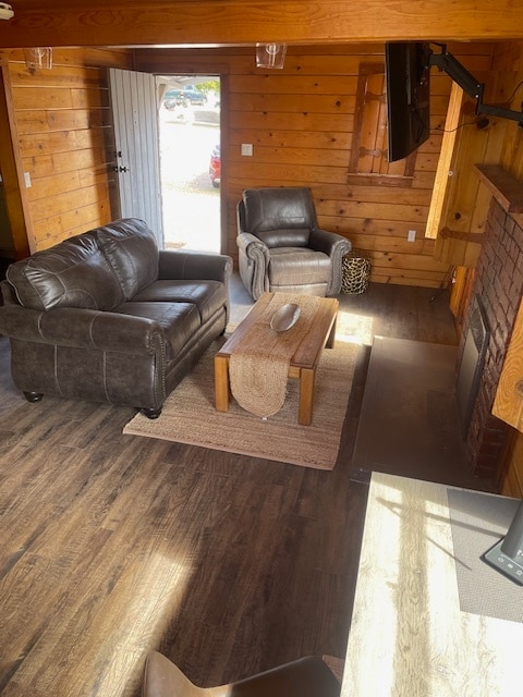 Building Photo - 705 Cerbat Ave