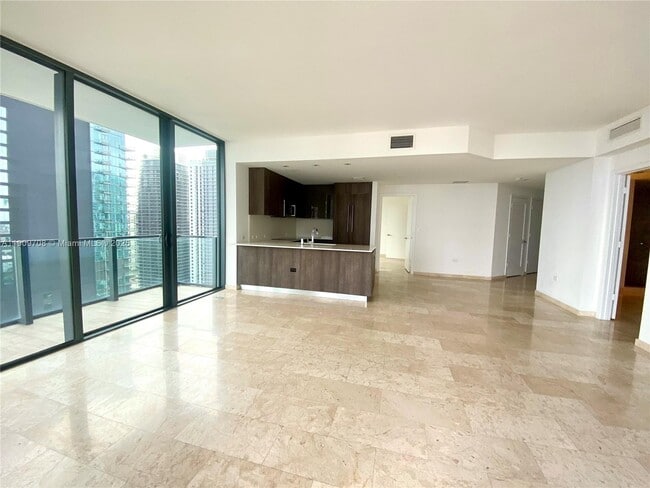 Building Photo - 68 SE 6th St