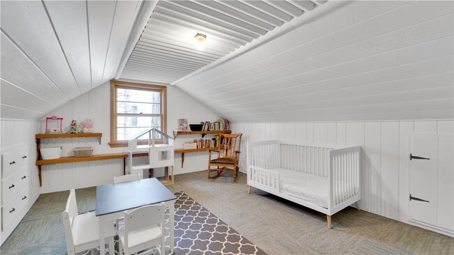 Building Photo - 288 Oakridge Dr