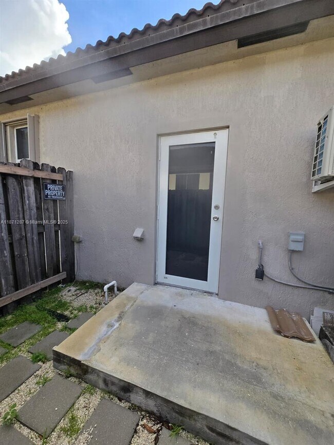 Building Photo - 13137 SW 284th St