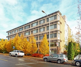 Building Photo - Coho