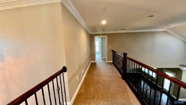 Building Photo - 4504 Hampton View Dr