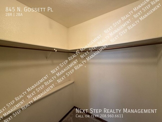 Building Photo - 845 N Gossett Pl