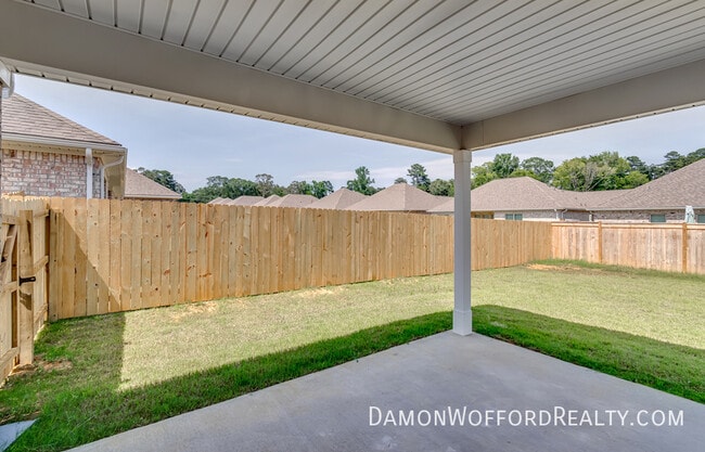 Building Photo - 533 Vista Pointe Dr