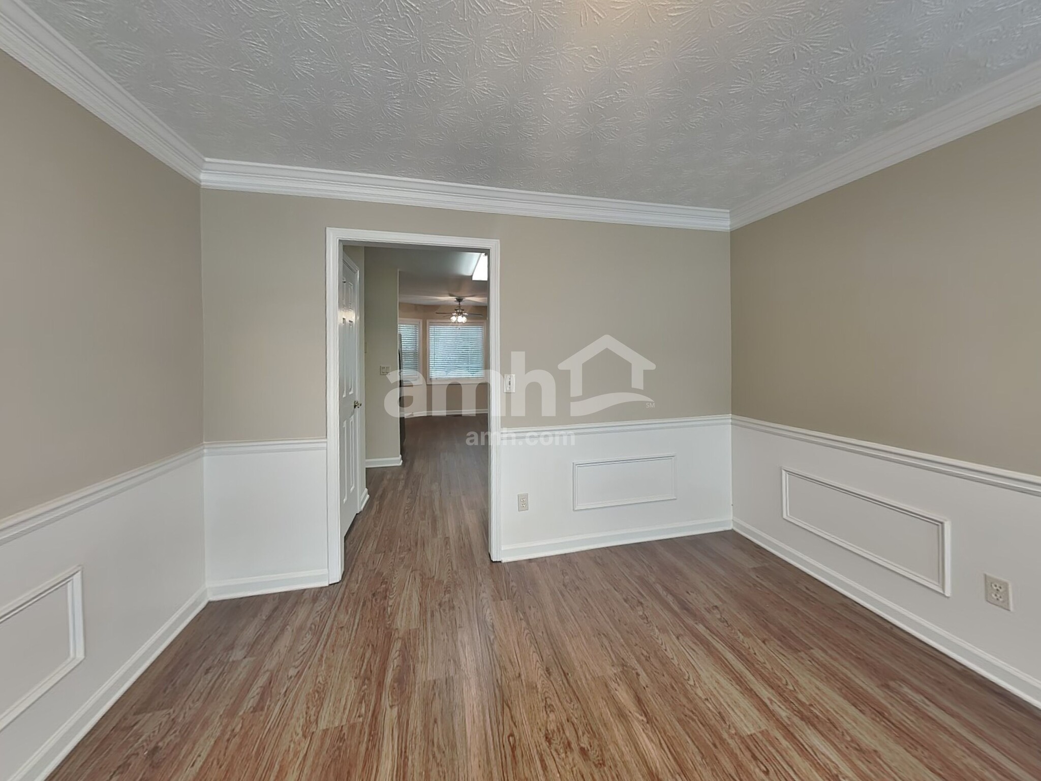 Building Photo - 1613 Cumberland Club Rd SW