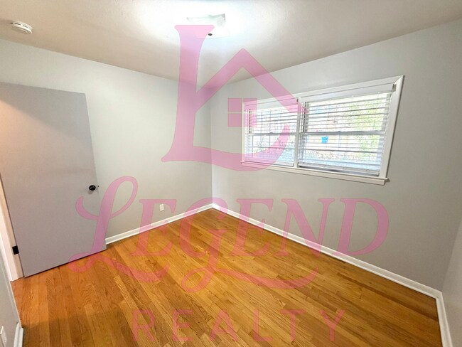 Building Photo - 3720-3722 Brown Road