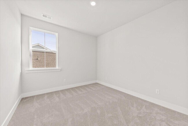 Building Photo - 437 Parish Farms Dr