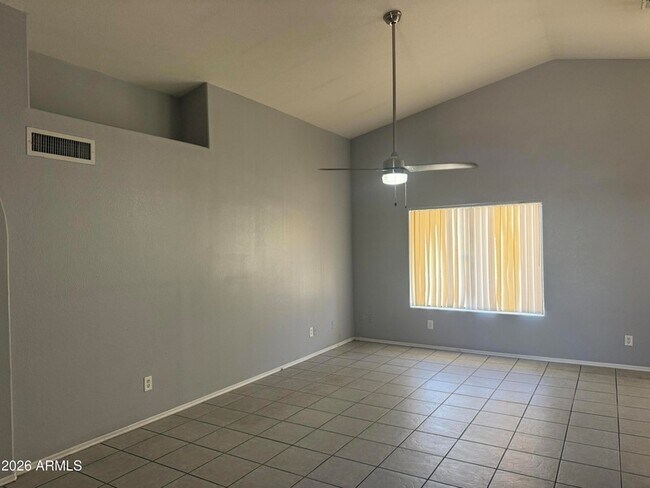 Building Photo - 8743 W Sierra Vista Dr