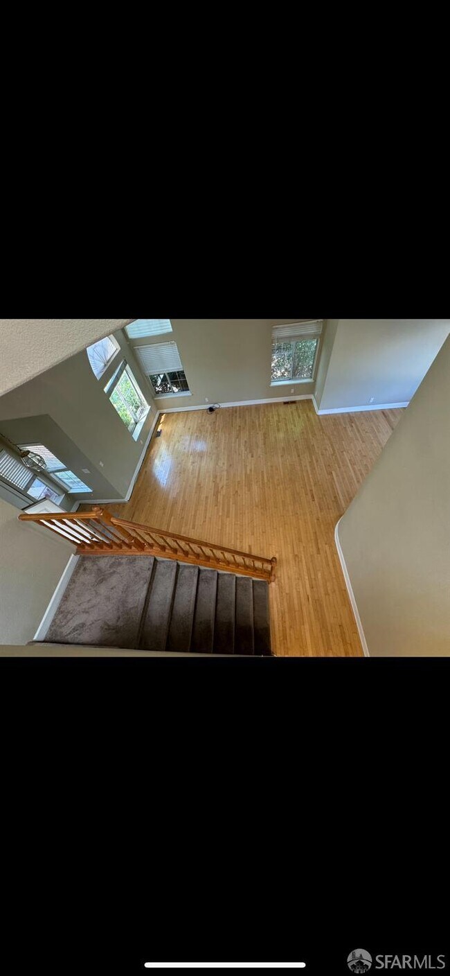 Building Photo - 4009 Pillsbury Ct