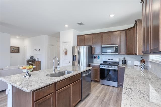 Building Photo - 1104 Elijah Dr