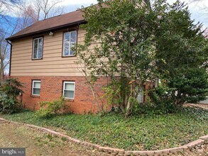 Building Photo - 2601 Cool Spring Rd