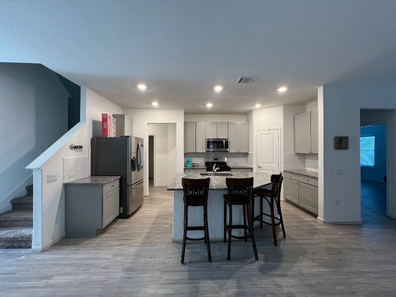 Building Photo - 12014 Pewee Ct