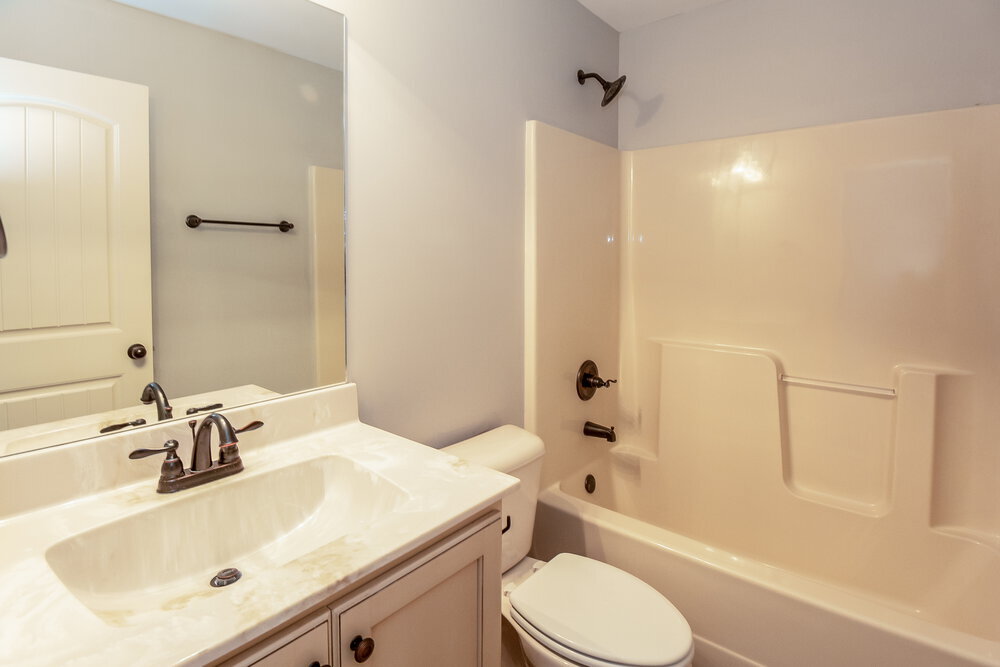 Building Photo - 3145 Pinetree Loop N