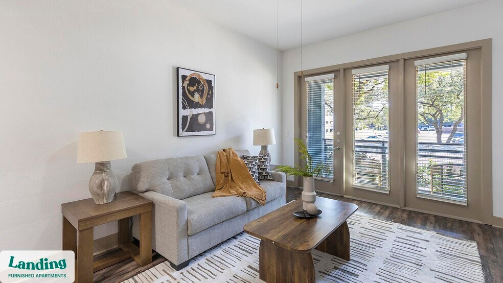 Primary Photo - 5005 Galleria Dr