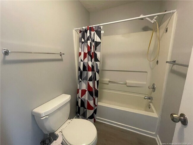 Building Photo - 663 Bartons Landing Pl