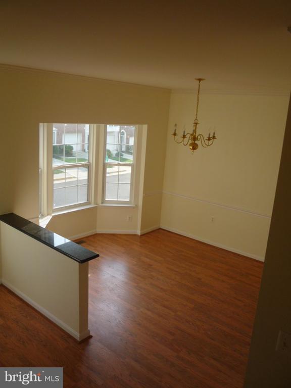 Building Photo - 552 Sparkleberry Terrace NE