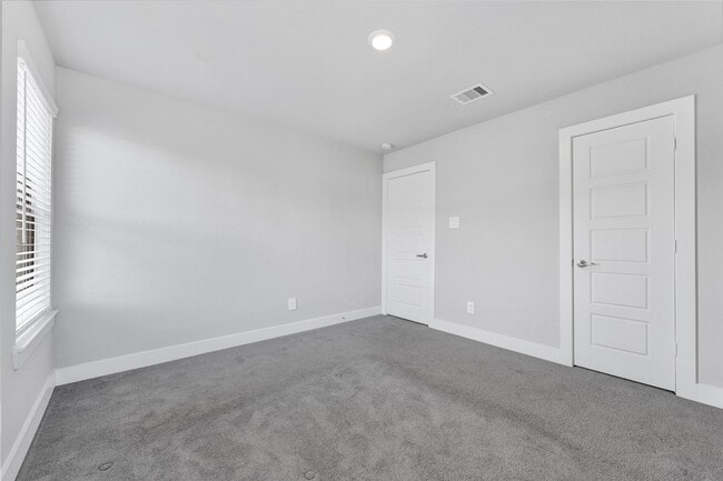 Building Photo - 10329 S Goshawk Trl